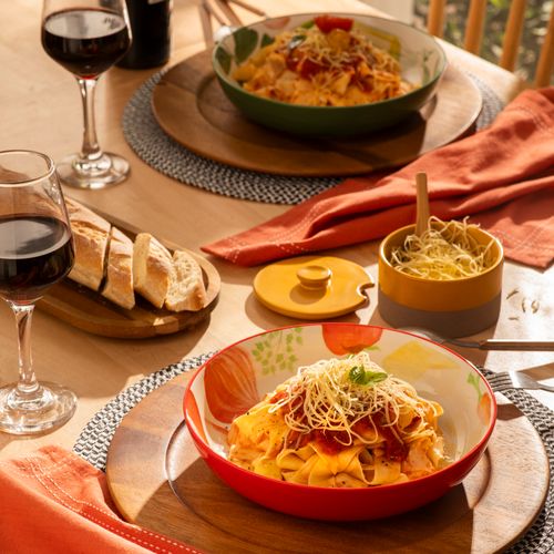 Plato para pasta con diseño