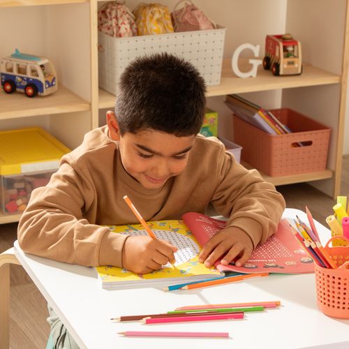 Libro Juegos y actividades en carton