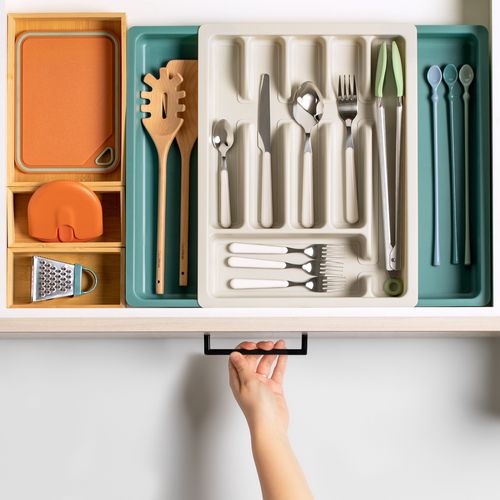 Organizador de cubiertos extendible de plastico